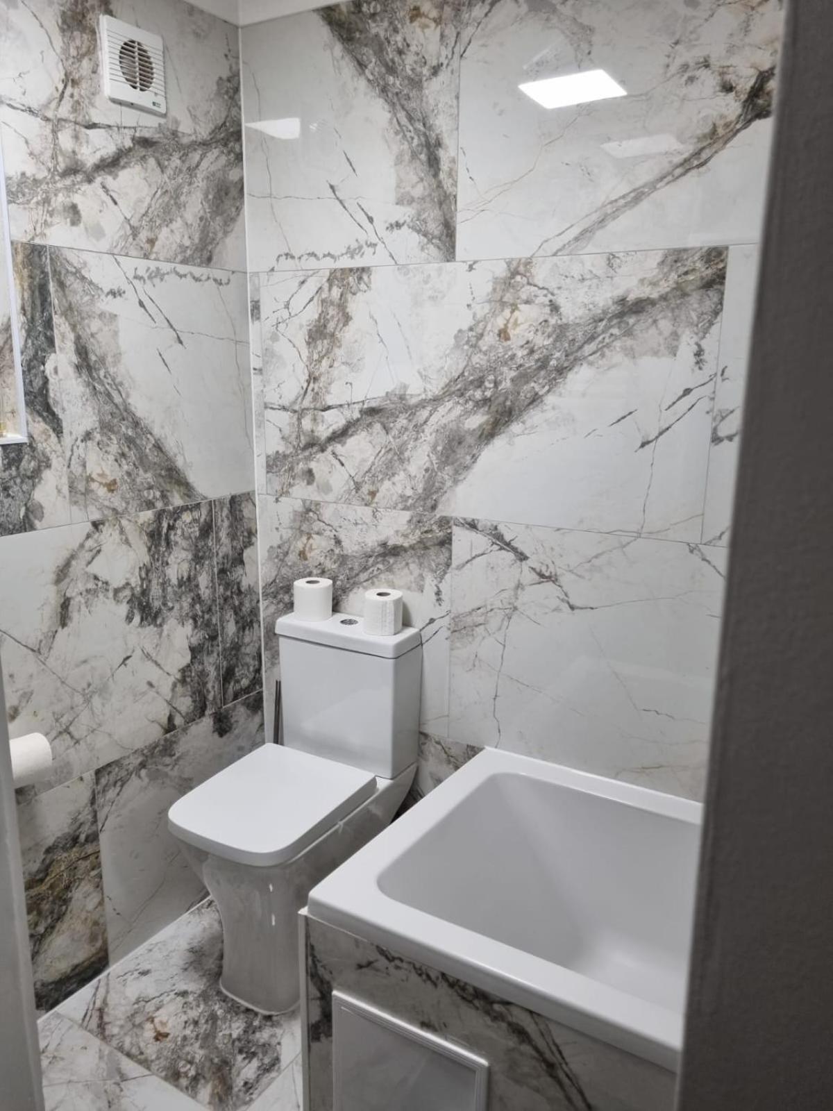 Stylish London Apartment & Free Parking Exterior photo